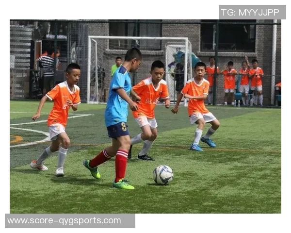 探索棒棒足球正品的魅力与优势,助你在球场上尽显风采与实力 探索棒棒足球正品的魅力与优势,助你在球场上尽显风采与实力